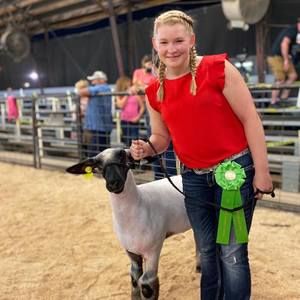 Meet your Posher, Allivia